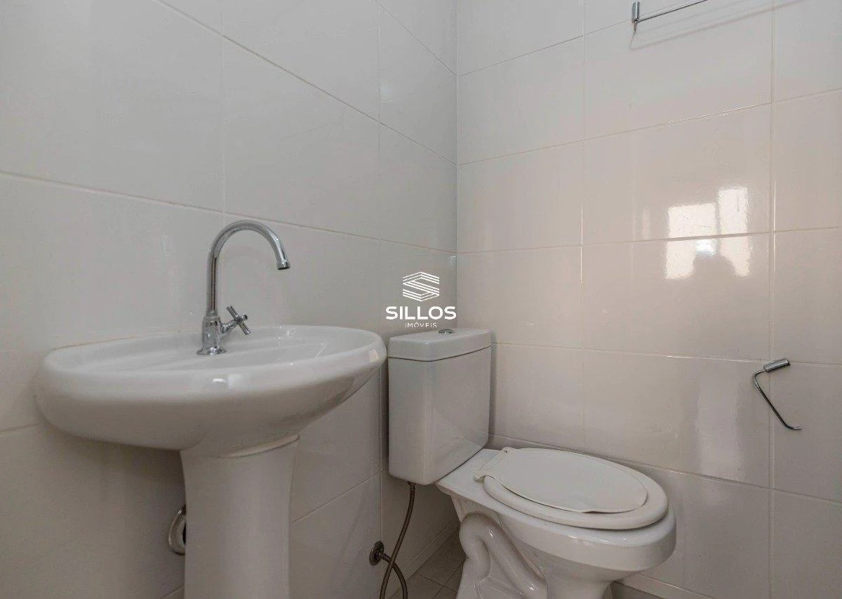 124 m² apartment with a bathtub and a walk-in closet — photo 14