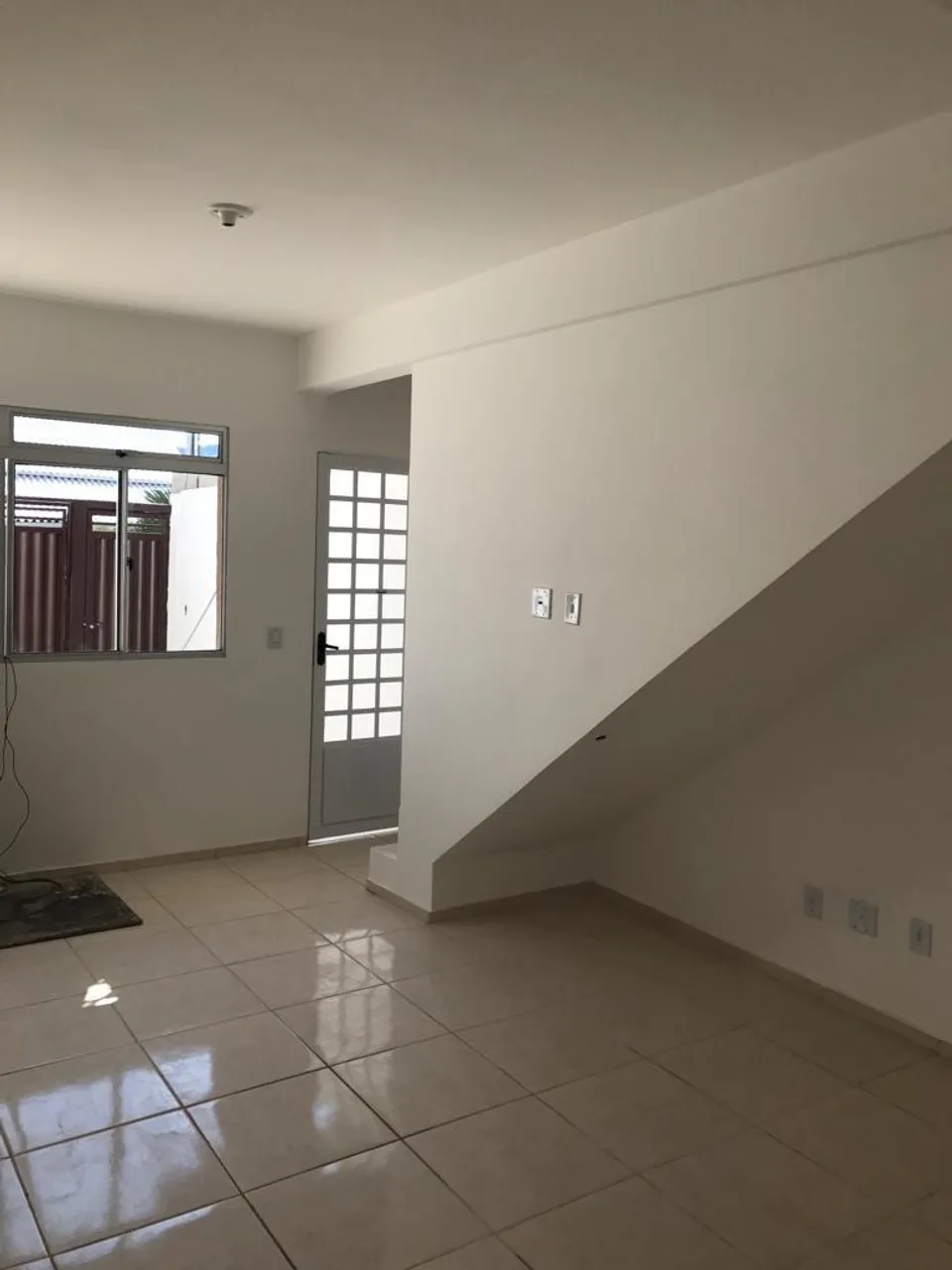 Casa, 115 m², com varanda envidraçada