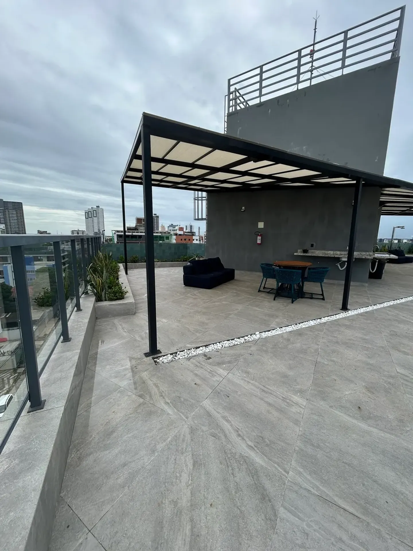 Apartamento mobiliado de 1 quarto no 2º andar