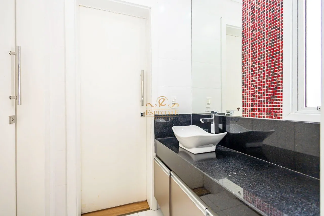 Condo house with 4 bedrooms and a private garden — photo 72