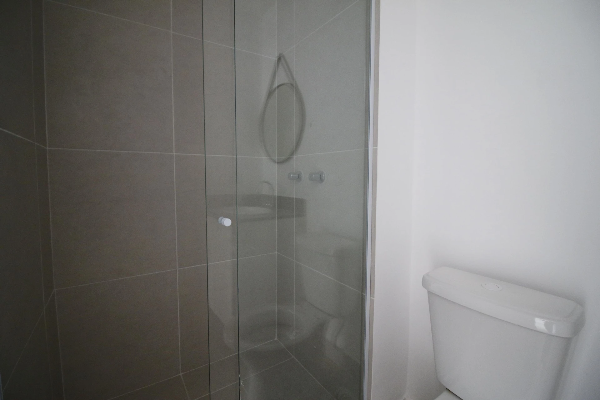 Apartamento de 1 dormitorio con cocina abierta y balcón — photo 15