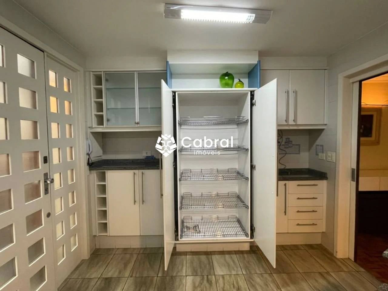 Casa com 3 dormitórios, suíte e jardim privado — photo 10