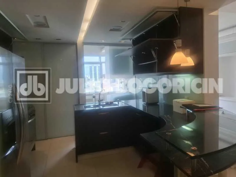Water view in a 2-bedroom apartment, 90 m² — photo 32