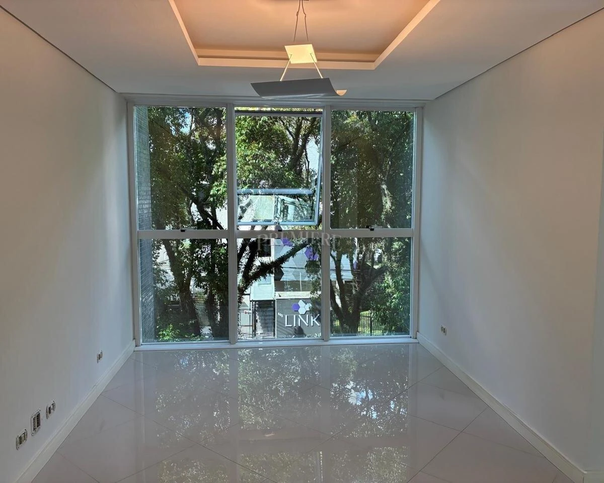 Квартира: 3 спальні, 1 з власною ванною кімнатою, 140 м² — photo 3