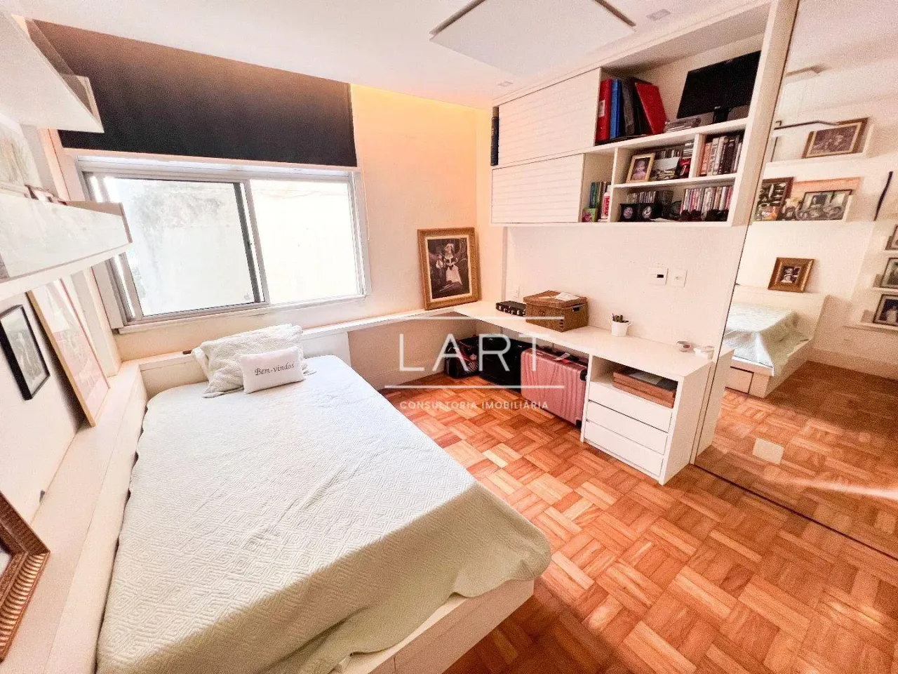 3-bedroom apartment with balcony and open-plan kitchen — photo 20
