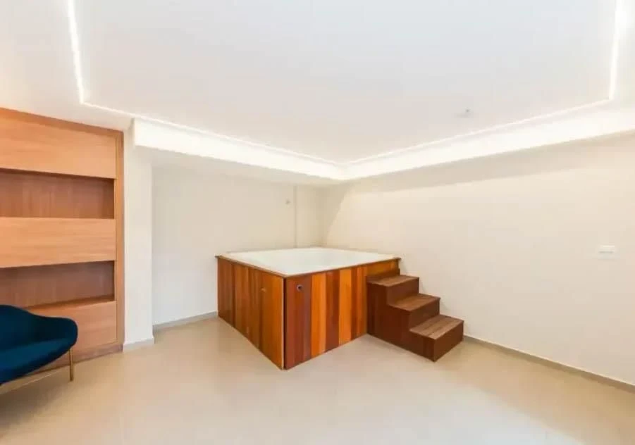 2-bedroom apartment with a washing machine in Curitiba — photo 45