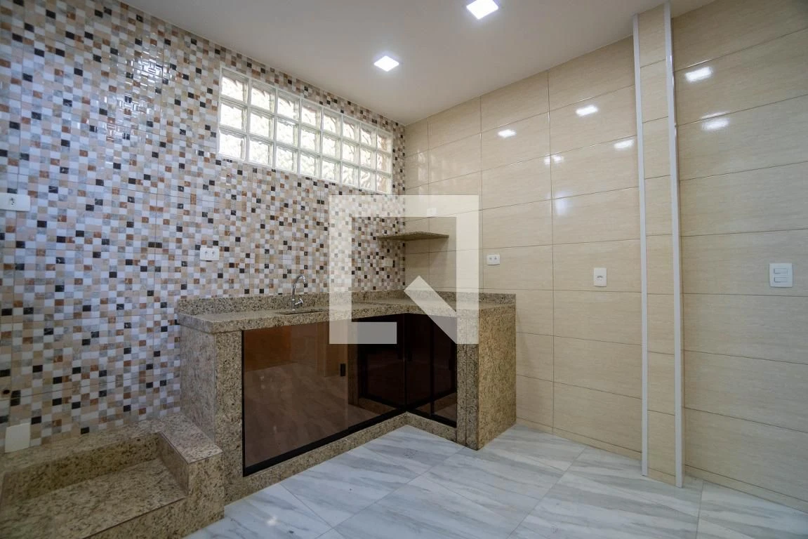 2-bedroom house with a grill on the balcony — photo 37