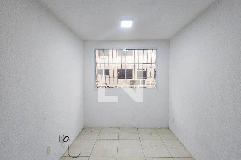 2-bedroom apartment in a building with a gym — photo 40