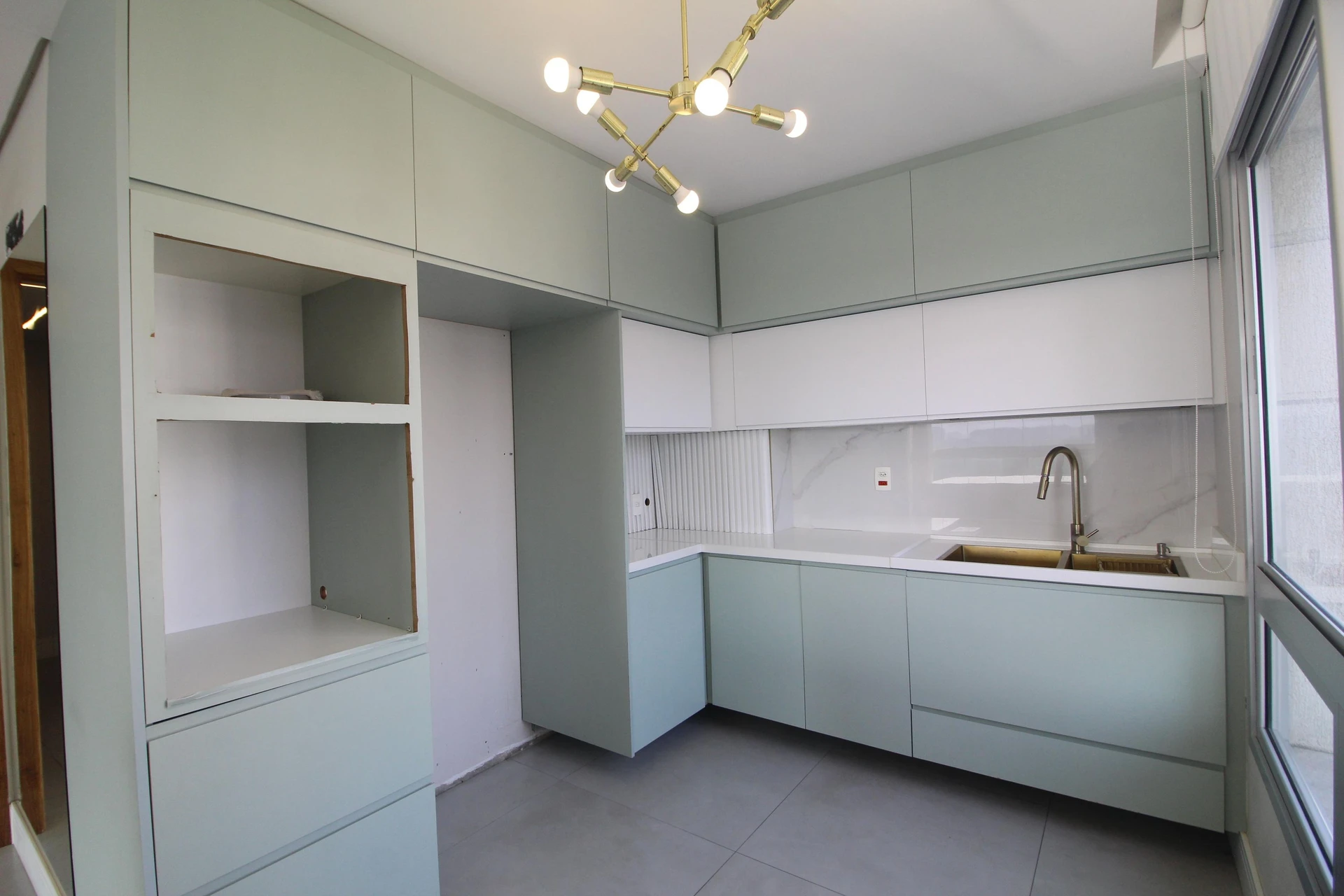 4-bedroom apartment in a building with a sauna — photo 64