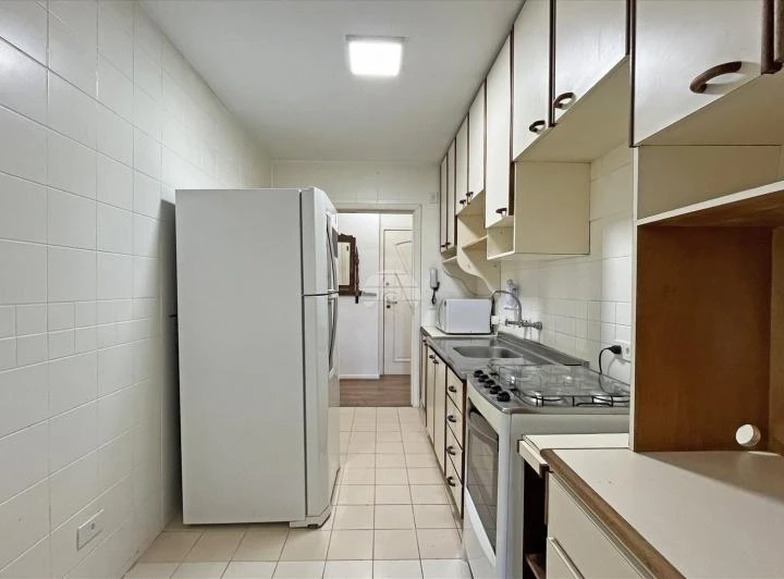 Furnished 3-bedroom apartment with 1 en-suite — photo 6