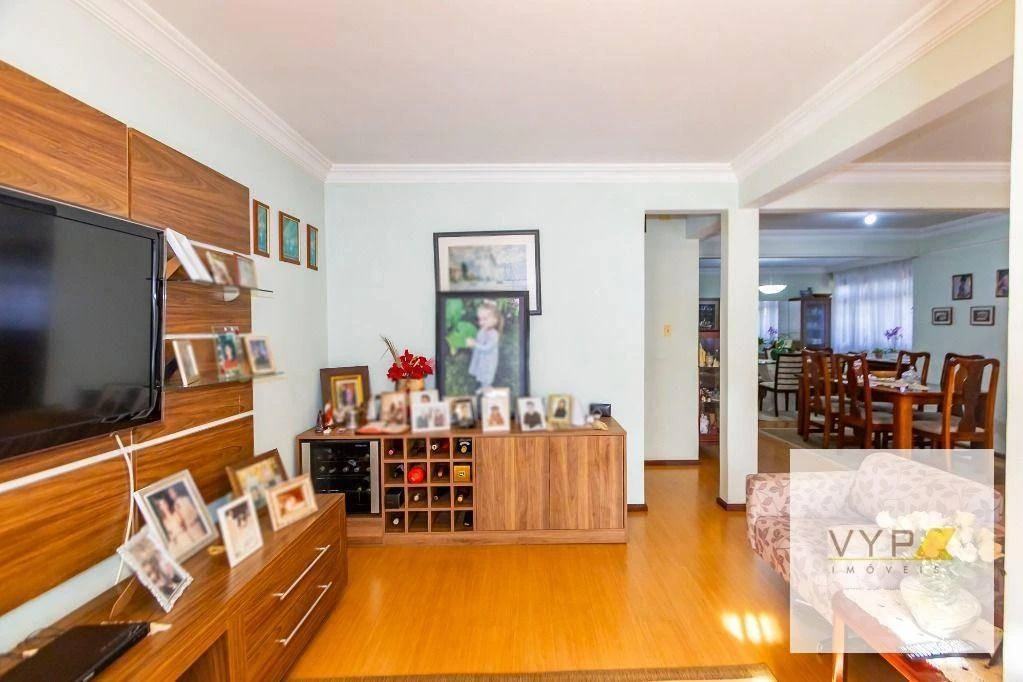 4-bedroom house with a home office — photo 38