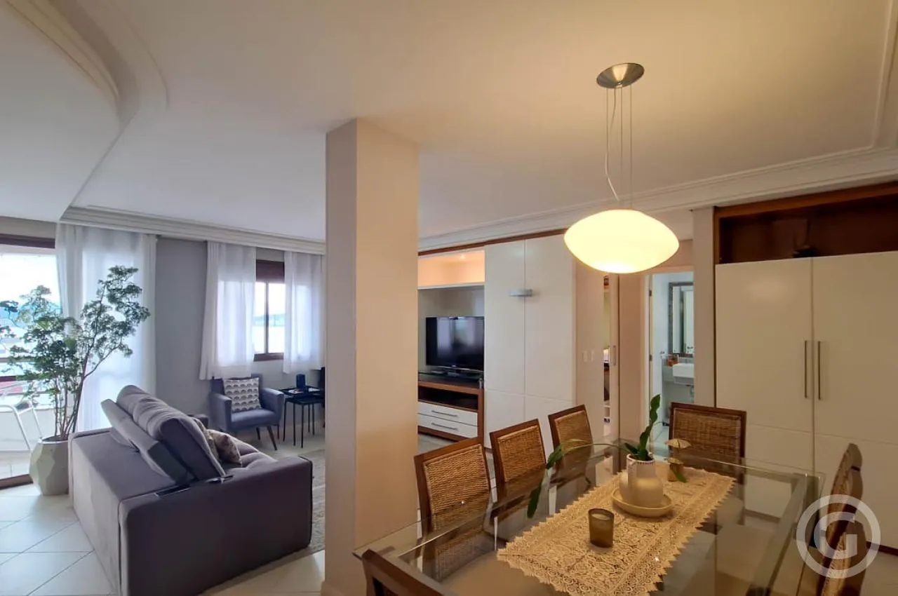 170 m² apartment with open-plan kitchen and gas stove — photo 4