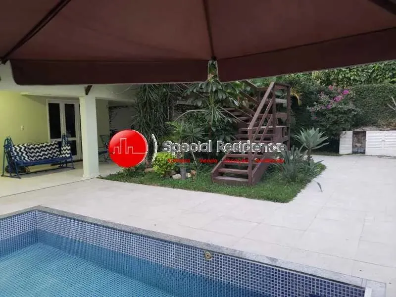 Casa duplex com 5 dormitórios e churrasqueira na varanda — photo 16