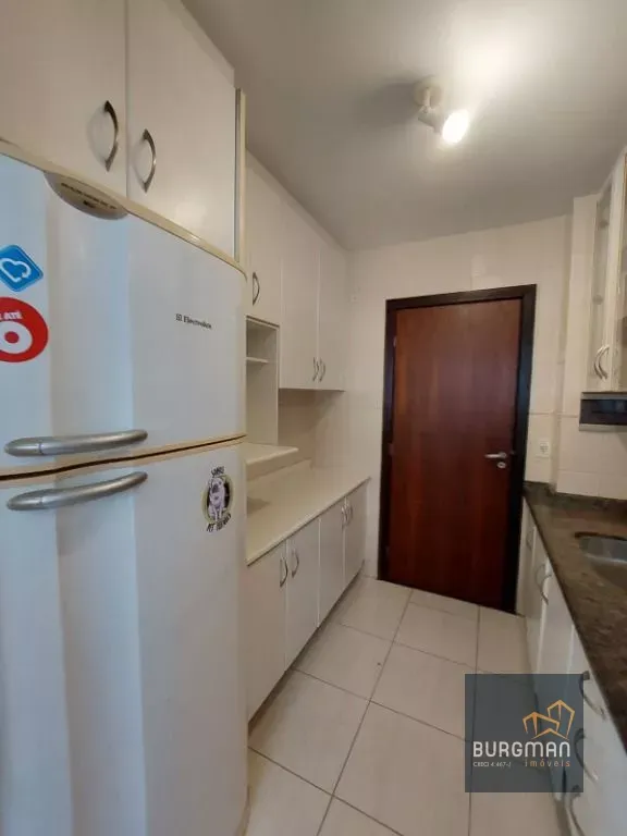 72 m² apartment with a walk-in closet and a home office — photo 26
