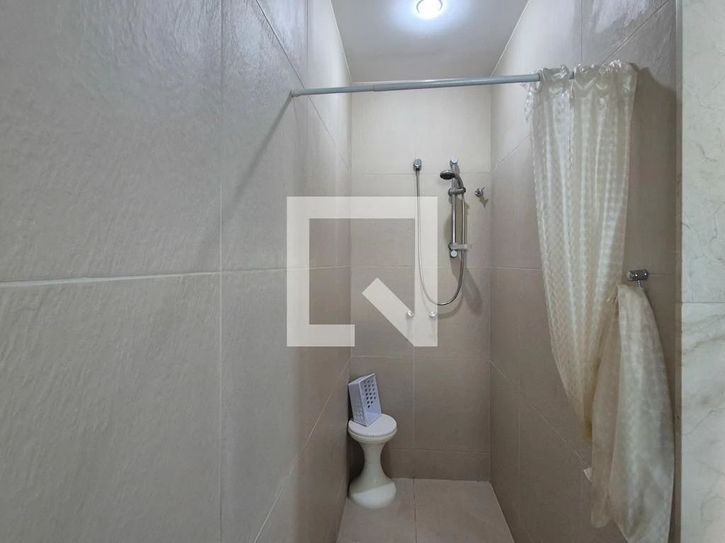 Furnished apartment with 5 en-suite bedrooms and terrace — photo 99