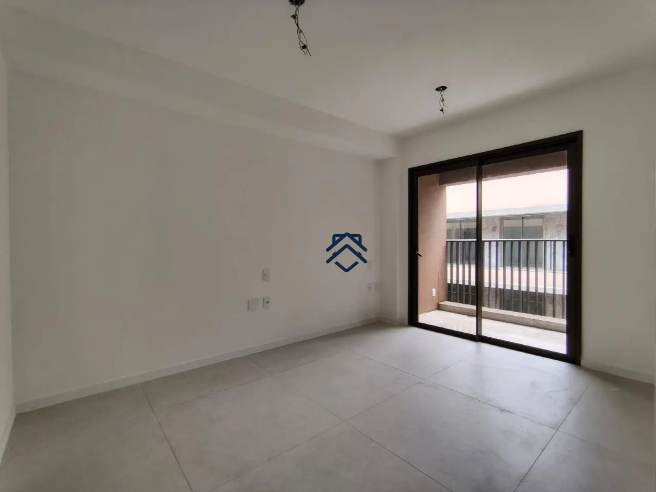 2-bedroom apartment with a mountain view — photo 17