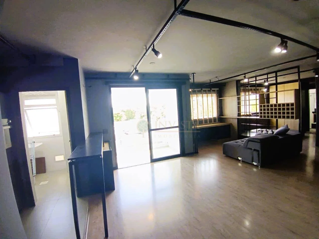 Apartamento mobiliado de 1 quarto com sacada e churrasqueira — photo 4
