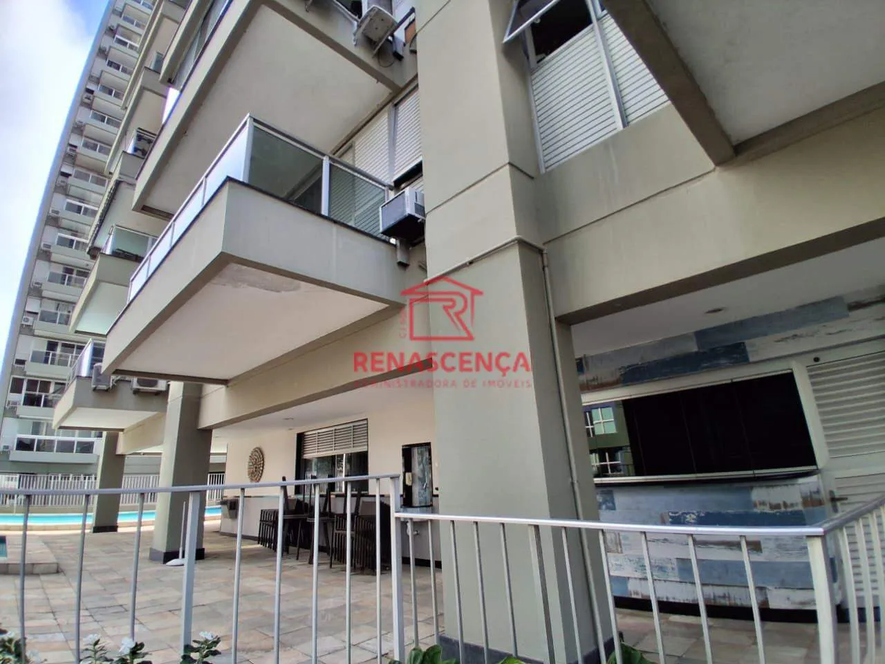 Apartment on the 19th floor with a washing machine — photo 19