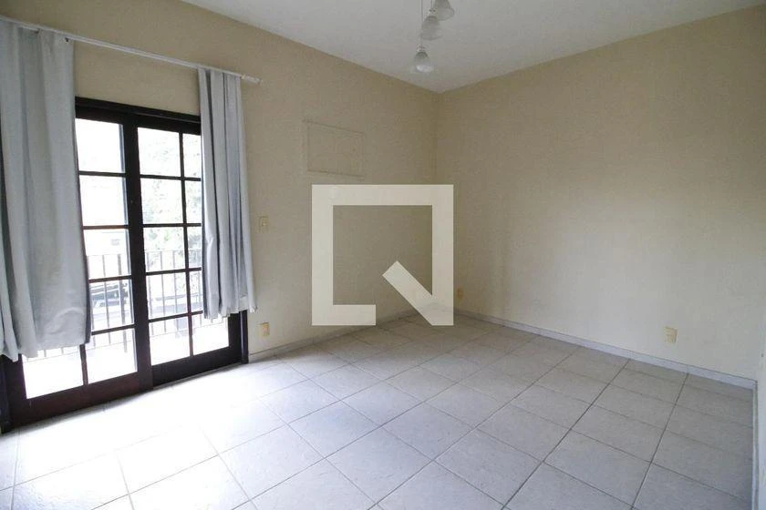Casa de condomínio com 4 quartos e 371 m² — photo 30