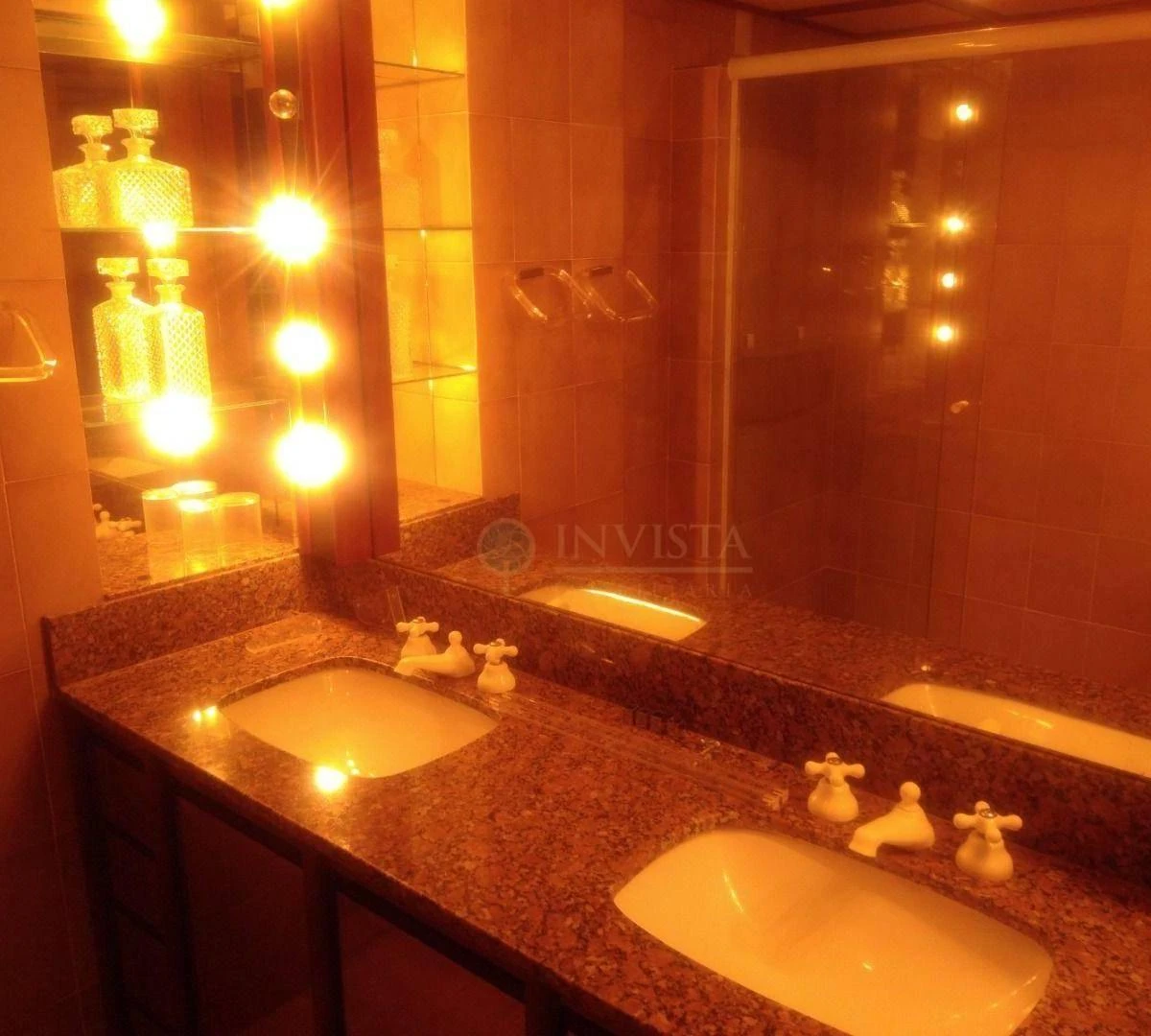 Apartamento semimobiliado com 4 quartos e 327 m² — photo 22