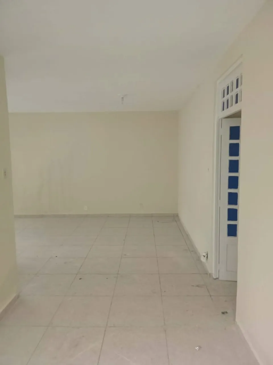 Casa com 3 quartos e 2 banheiros com 2 vagas