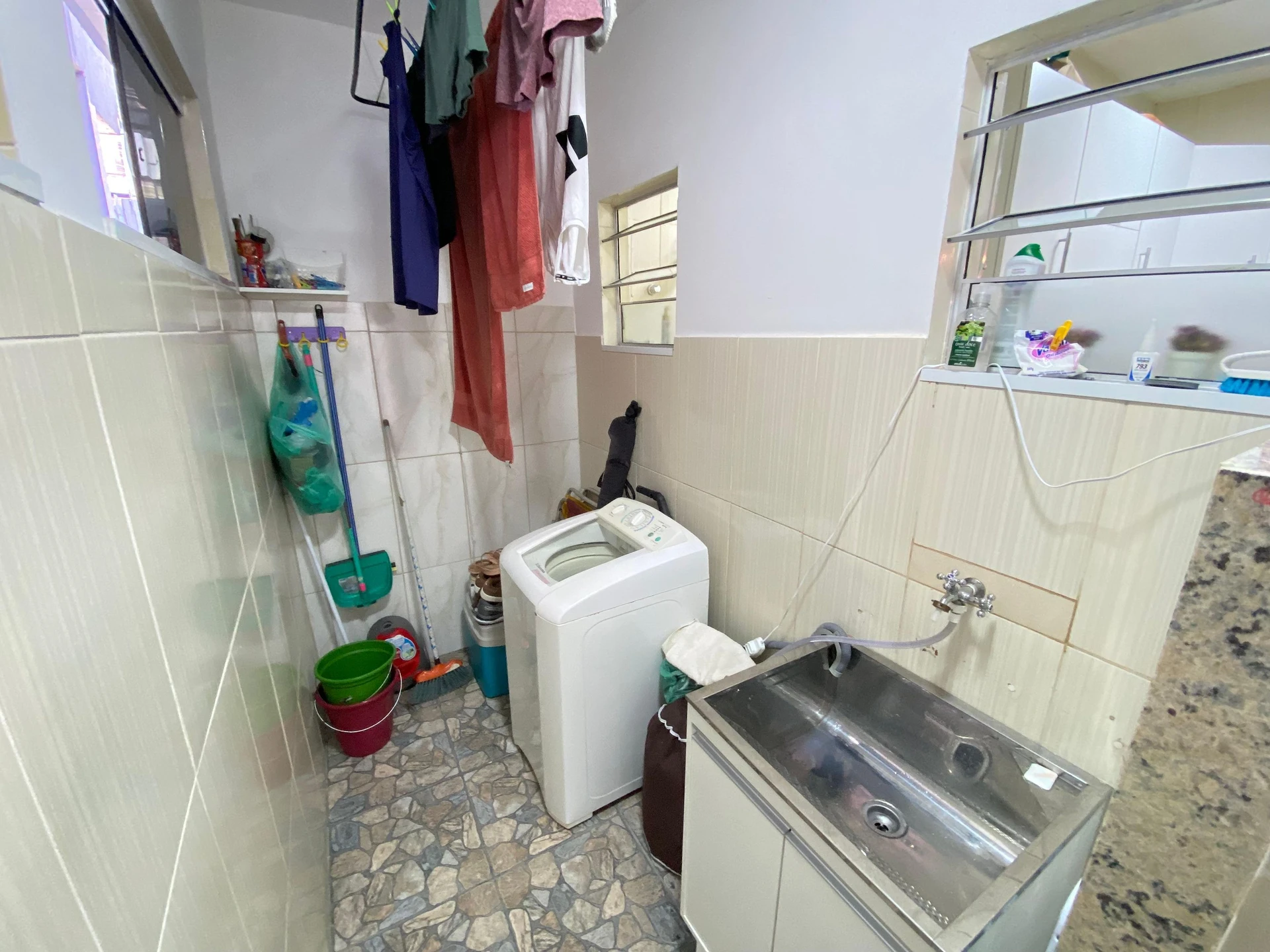 One-bedroom house with a washing machine in Rio de Janeiro — photo 20