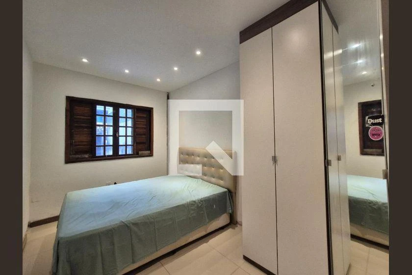 3-bedroom house with a home office — photo 3