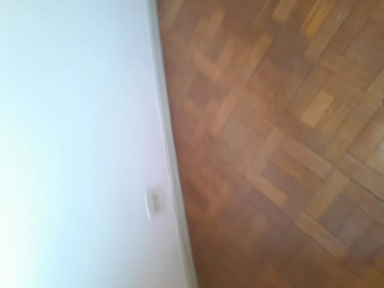 Unfurnished apartment with 2 bedrooms and 1 bathroom — photo 19