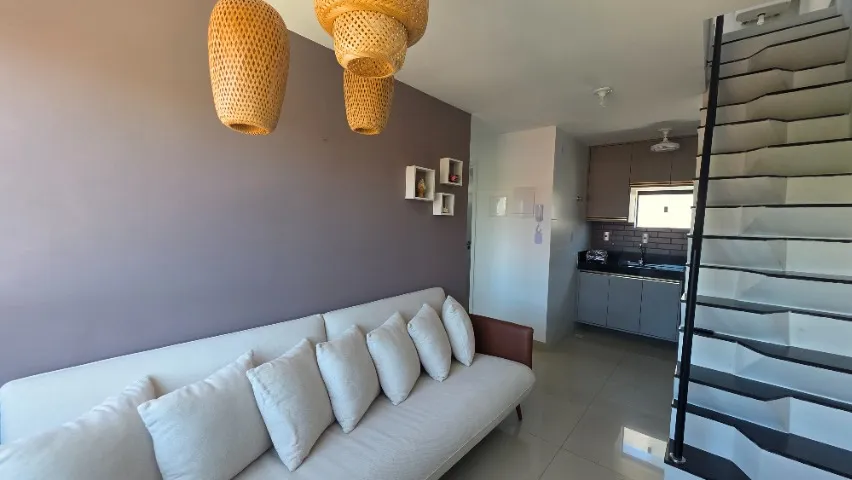 Cobertura duplex mobiliada com 2 quartos e 3 banheiros