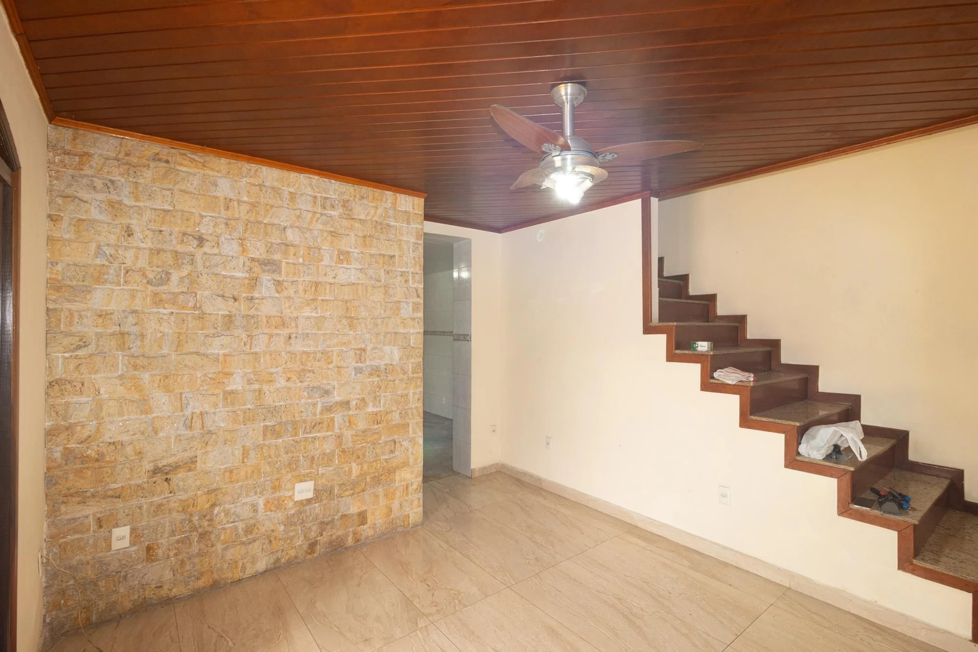 250 m² house with a garden and a mountain view — photo 24