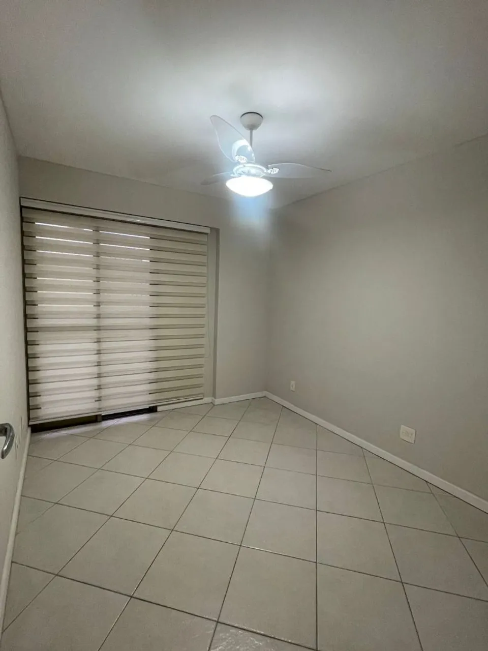 Apartment with 2 bedrooms, 3 bathrooms and 2 parking spots — photo 4