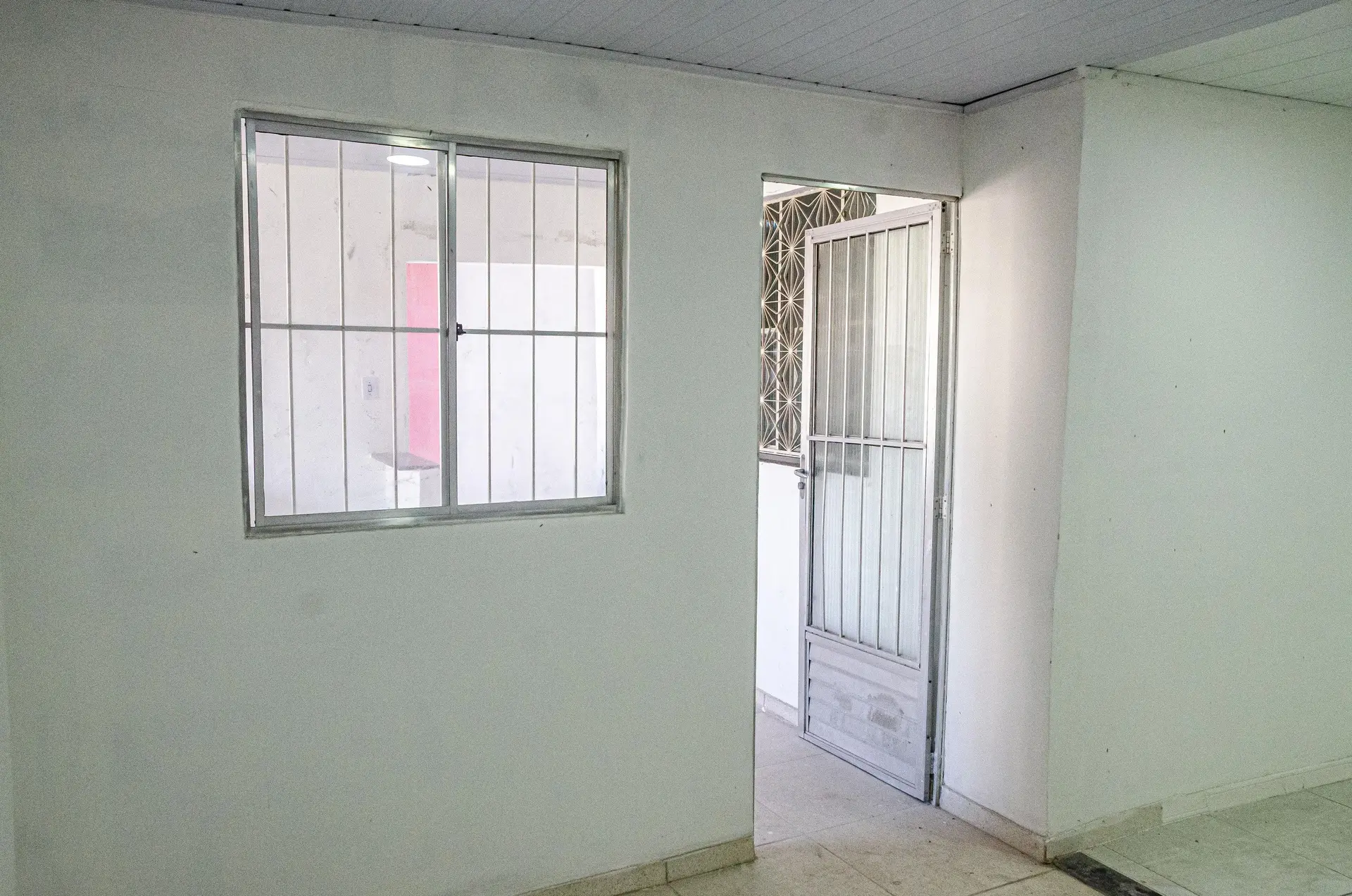 House, 75 m², with a grill on the balcony