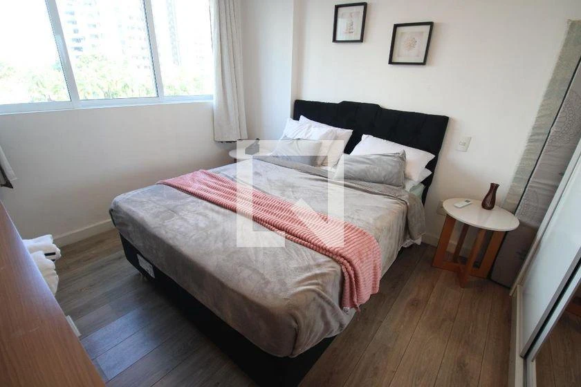 Furnished 79 m² apartment with 2 bedrooms and 2 bathrooms — photo 4