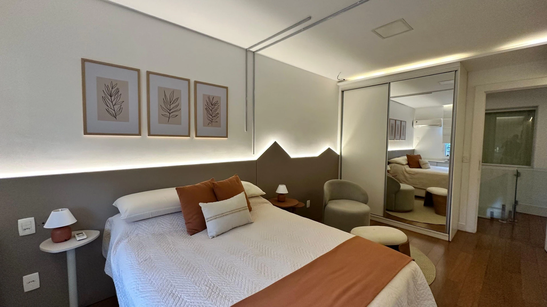 Furnished house, 360 m², with a walk-in closet — photo 13