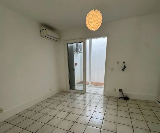 Casa con 5 dormitorios y 3 suites, cocina cerrada a gas — photo 20