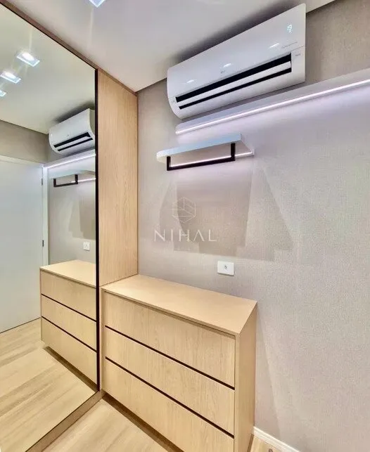 Furnished 1-bedroom apartment with open-plan kitchen — photo 11