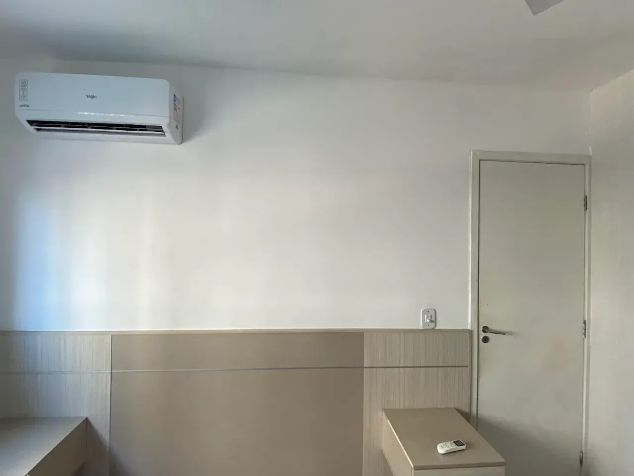 Apartment on the 1st floor with a glass-enclosed balcony — photo 9