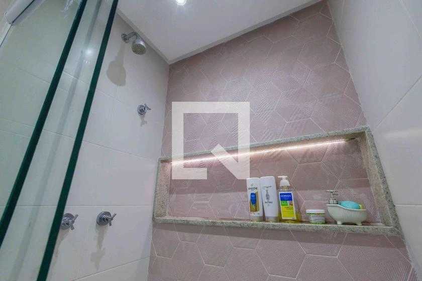 Furnished 3-bedroom apartment with 264 m² — photo 41