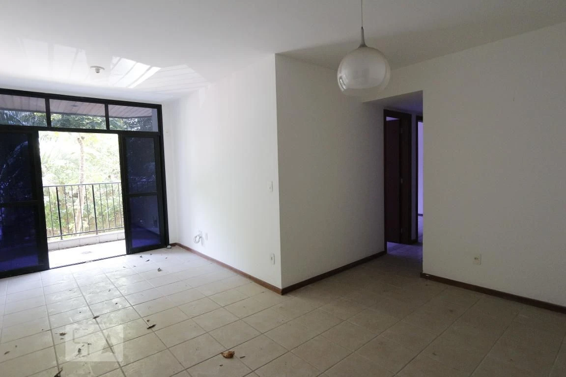 Apartment for rent with 3 bedrooms and a balcony — photo 4