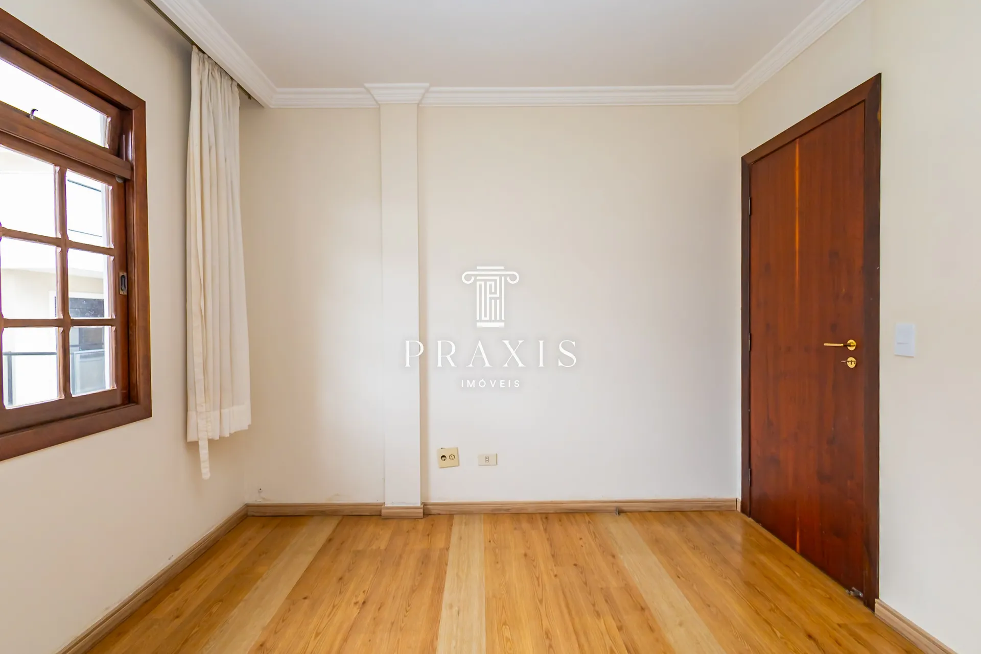 207 m² house with 5 bedrooms, 2 suites and 2 parking — photo 41