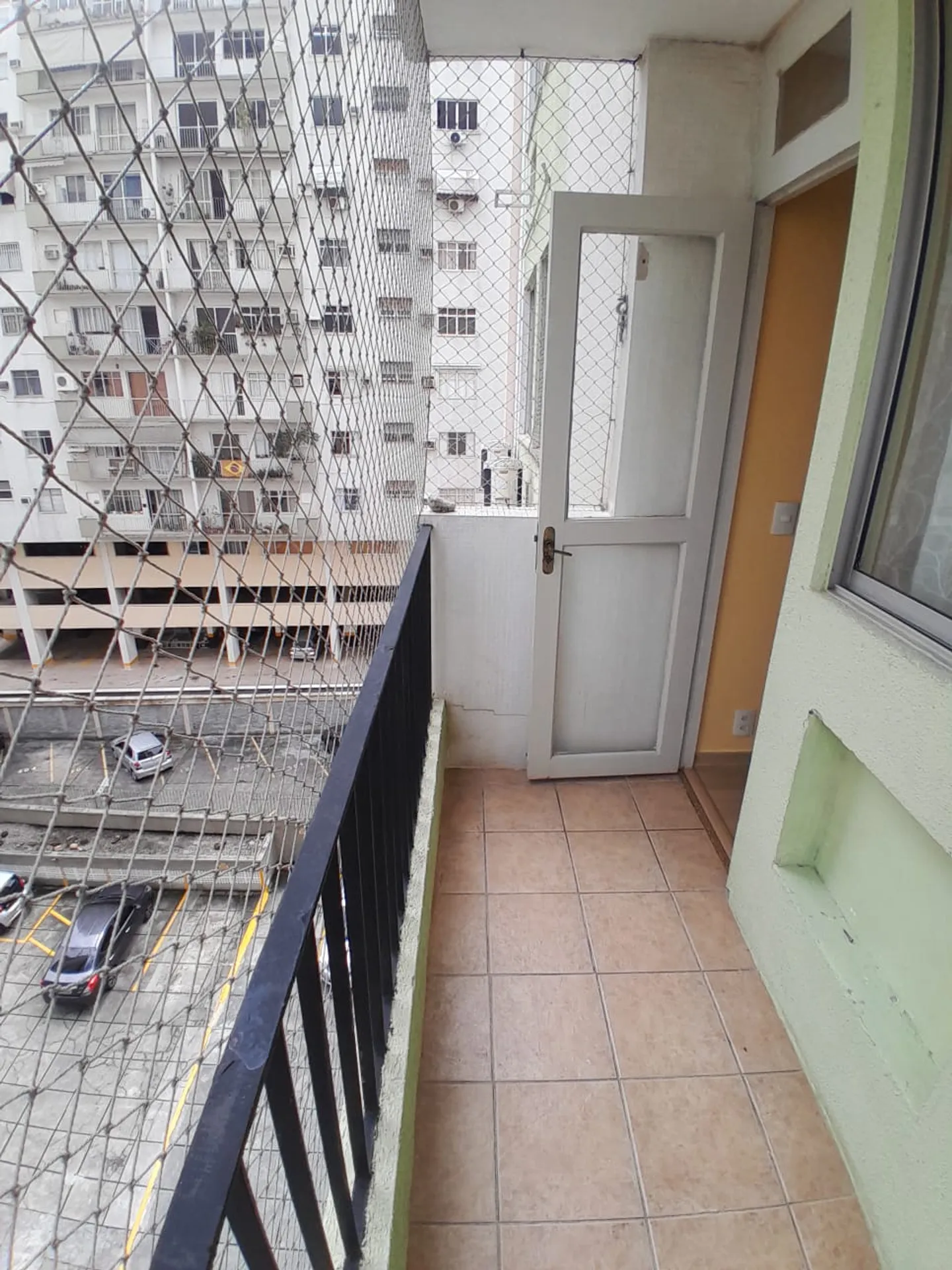 2-bedroom apartment with a home office — photo 11