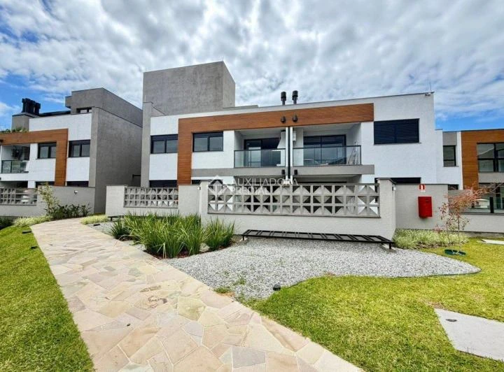 Apartamento con 2 dormitorios, 2 baños y balcón — photo 3