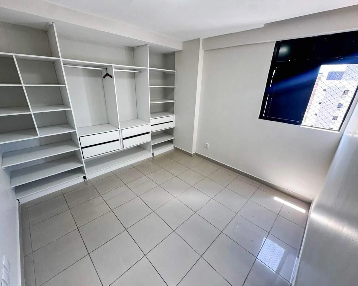 3-bedroom apartment with a water view — photo 7
