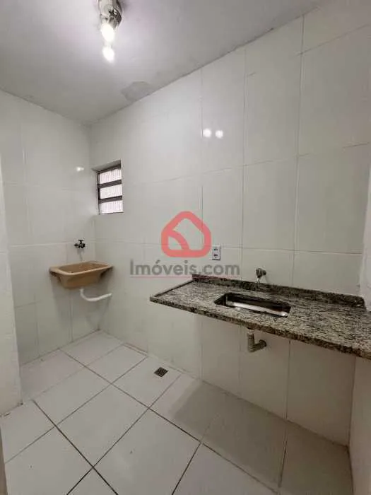 Furnished apartment, 50 m², with a glass-enclosed balcony — photo 2
