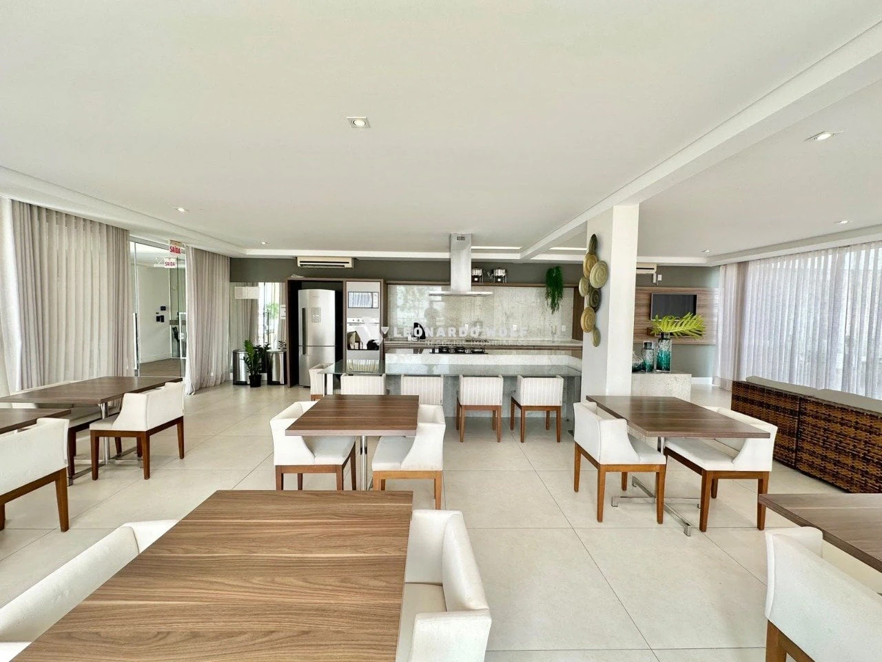 Apartamento amueblado de 3 dormitorios con 199 m² y 3 plazas — photo 28