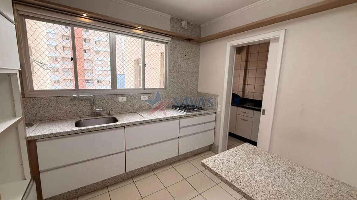 Apartamento amueblado de 3 dormitorios y 125 m² — photo 2
