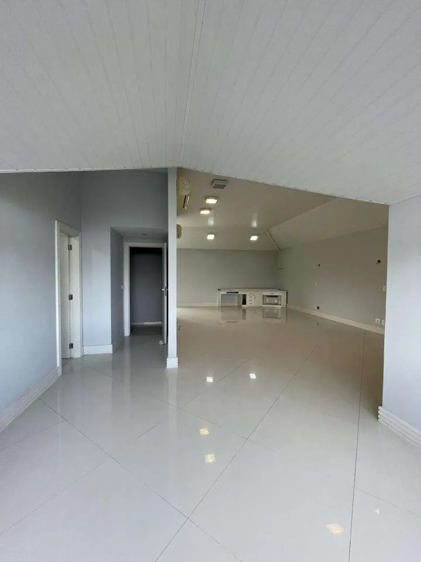 Casa de condomínio com 4 quartos e 5 banheiros — photo 34