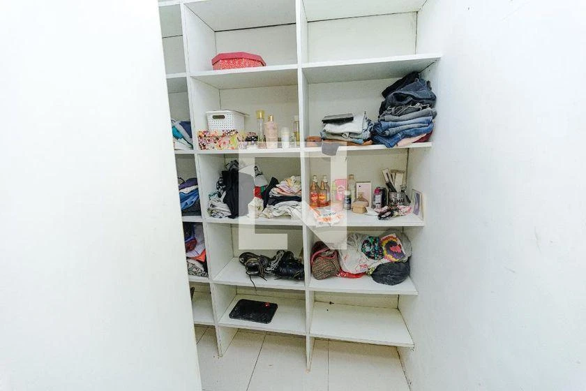 3-bedroom house with a walk-in closet in Rio de Janeiro — photo 18