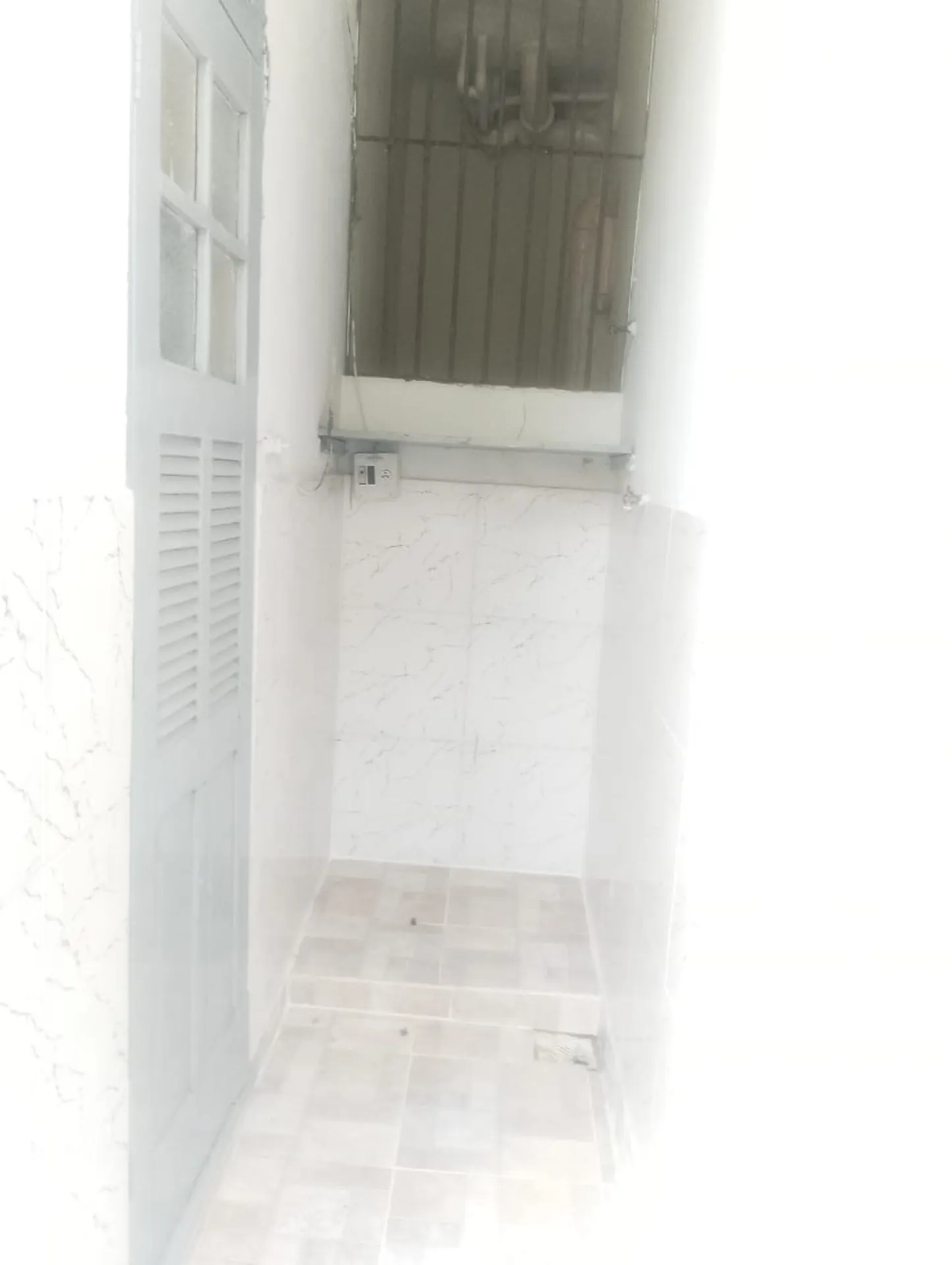 Casa sem mobília com 2 quartos e cozinha separada — photo 25