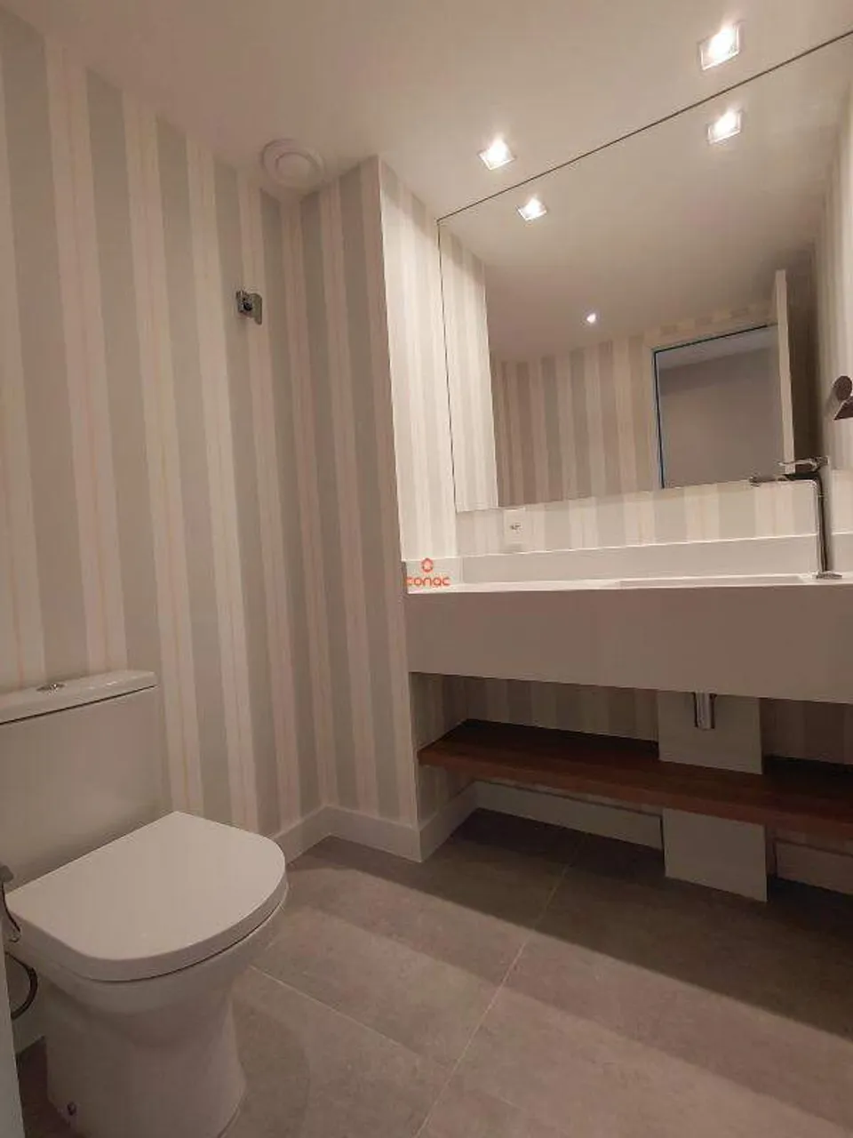 Apartment with 3 bedrooms, 2 bathrooms and enclosed balcony — photo 9